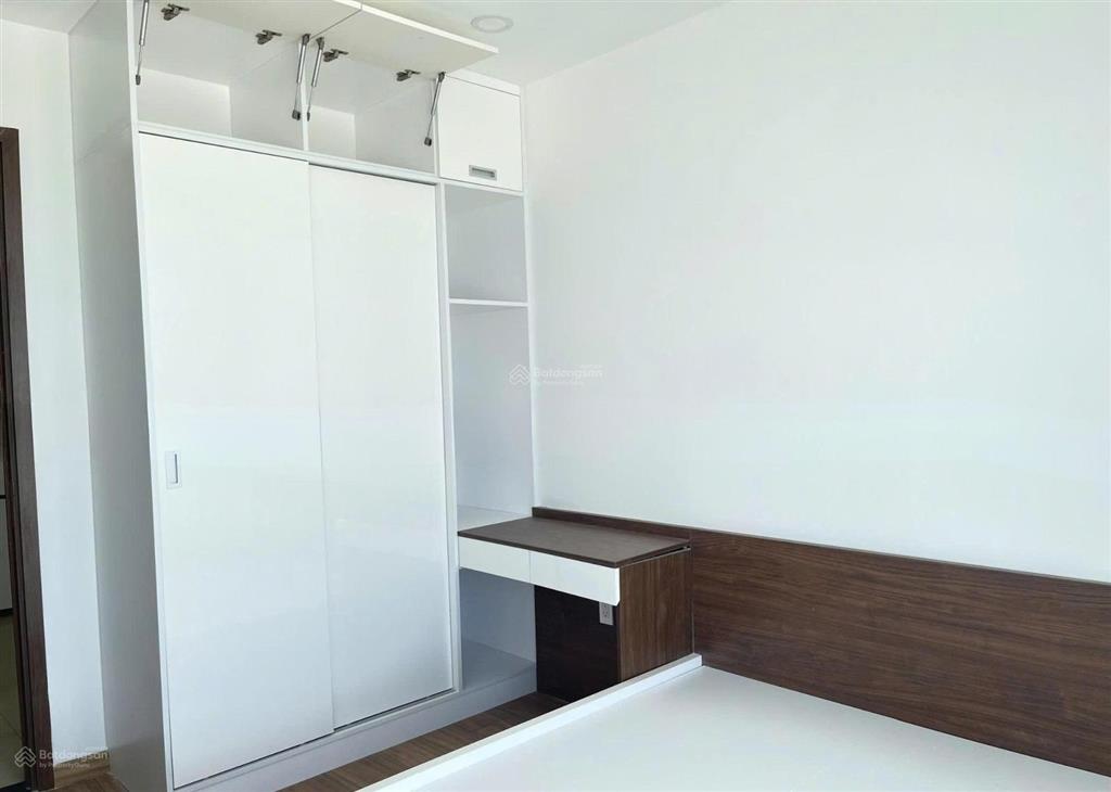 Cơ hội tốt căn 2pn tầng cao, hướng đông nam giá cực mềm 2,3 tỷ!