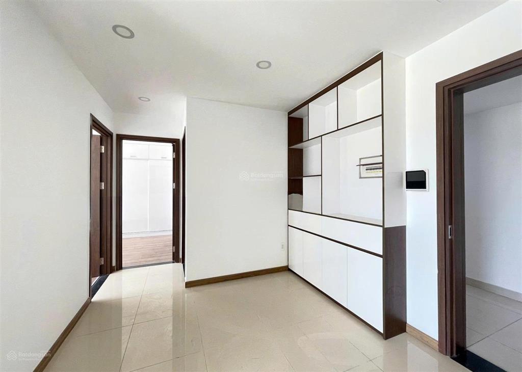 Cơ hội tốt căn 2pn tầng cao, hướng đông nam giá cực mềm 2,3 tỷ!