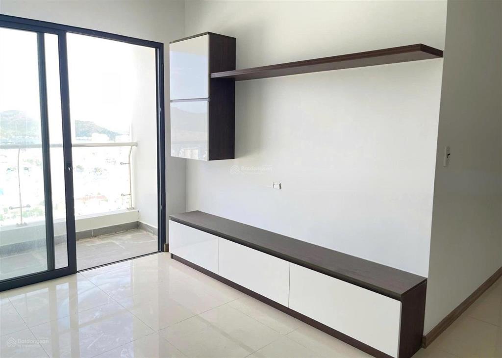 Cơ hội tốt căn 2pn tầng cao, hướng đông nam giá cực mềm 2,3 tỷ!