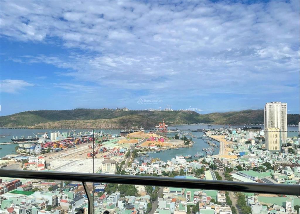 Cơ hội tốt căn 2pn tầng cao, hướng đông nam giá cực mềm 2,3 tỷ!