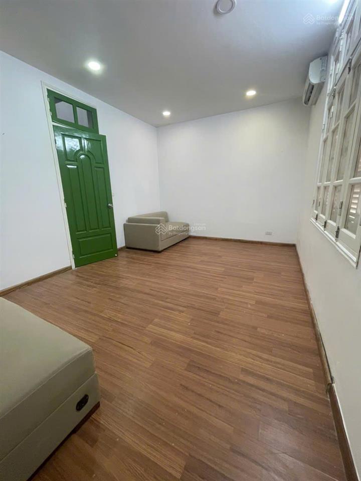 Chính chủ cho thuê nhà phân lô nguỵ như kon tum  nguyễn huy tưởng, 60m2x5t oto đỗ cửa, 23tr