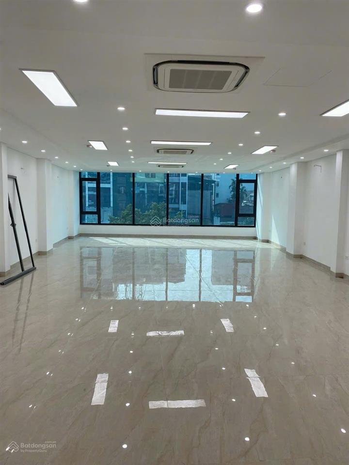 Cho thuê nhà mới đỗ quang 140m2 x 8 tầng, hầm, mt 8m, thông sàn, thang máy, pccc chuẩn, 80tr