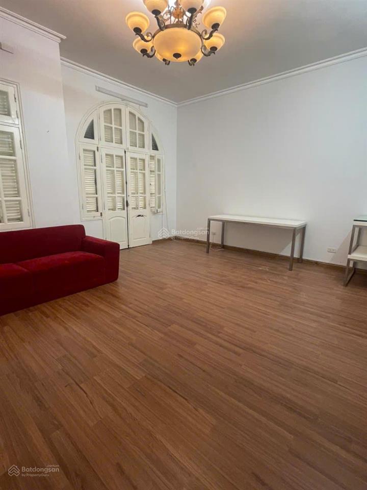 Bán gấp vũ ngọc phan đống đa 60m x 5t, 20m ra phố nhà dân xây chắc chắn ngõ rộng thoáng, 24,3 tỷ