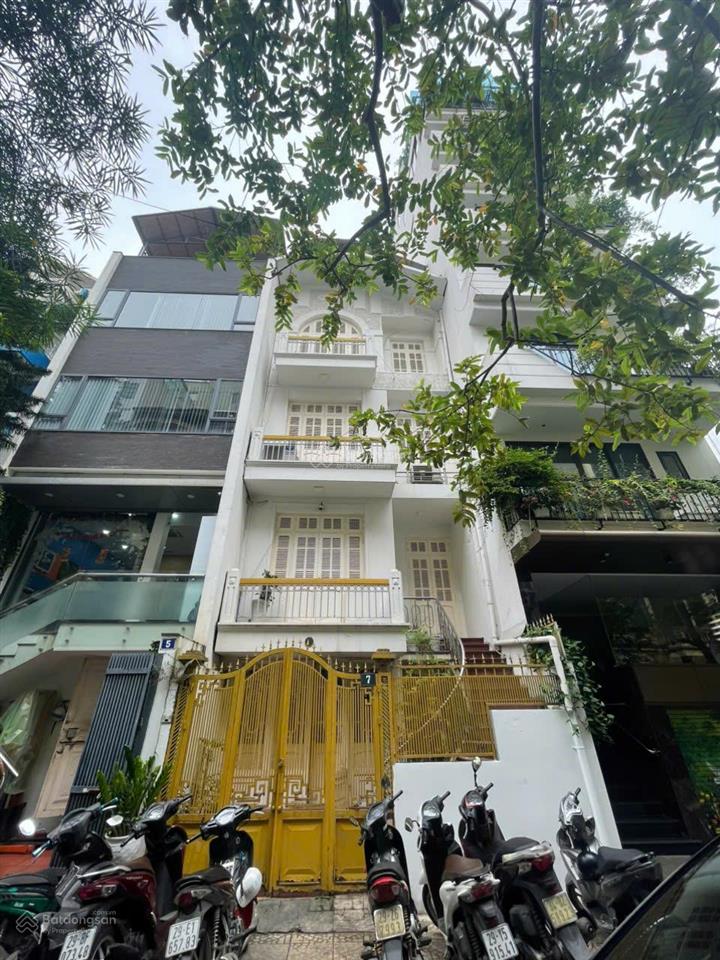 Bán gấp vũ ngọc phan đống đa 60m x 5t, 20m ra phố nhà dân xây chắc chắn ngõ rộng thoáng, 24,3 tỷ