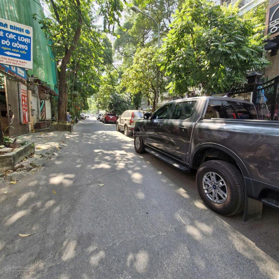 Cho thuê nhà phố nguyễn chánhcầu giấy 75m2 x 5 tầng, mt 5m thông sàn ôtô tải đỗ cửa, spa, vp 25tr