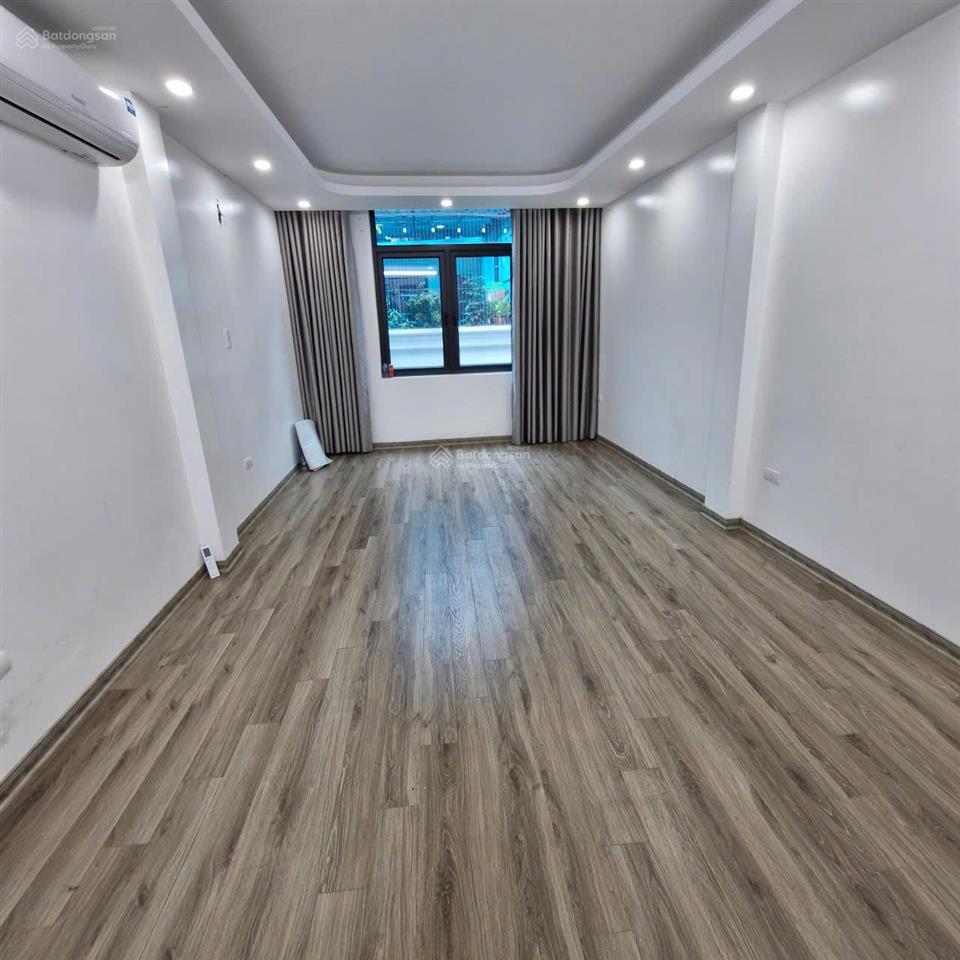 Cho thuê nhà phố nguyễn chánhcầu giấy 75m2 x 5 tầng, mt 5m thông sàn ôtô tải đỗ cửa, spa, vp 25tr