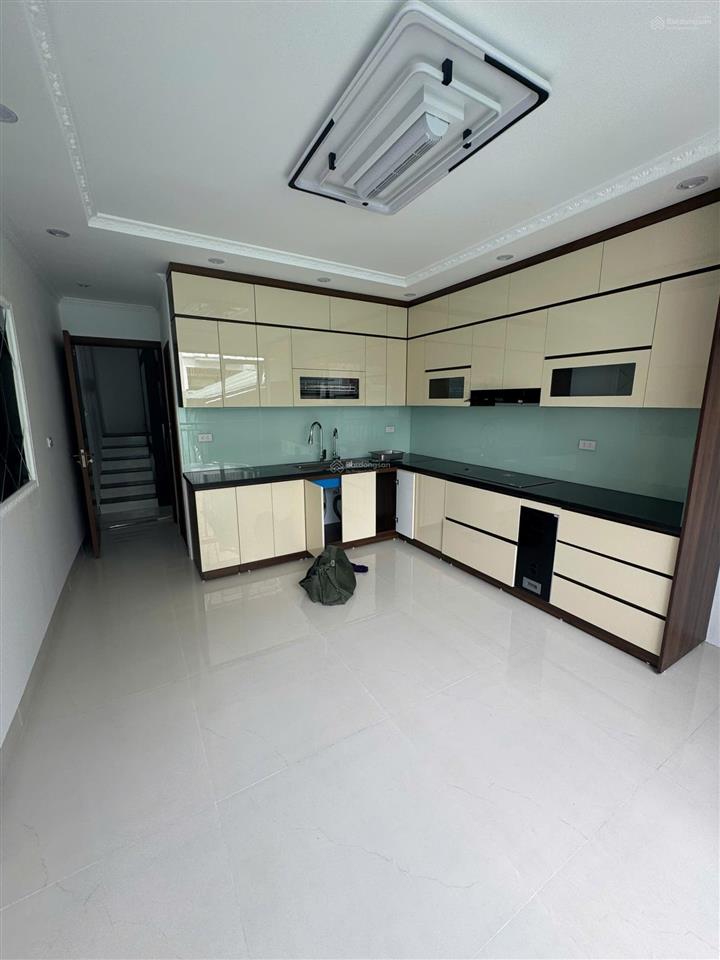 Chính chủ cho thuê nhà mới hiện đại thái hà, 50mx7 tầng, thang máy, full nội thất hiện đại, 18tr