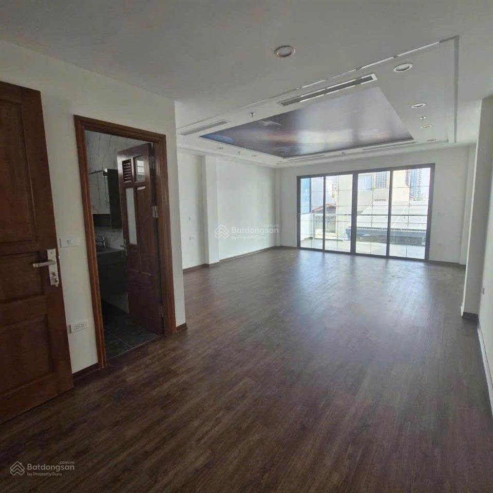 Chính chủ cho thuê nhà lô góc 2 mặt tiền 20m tại trung kính đôi, 80m2 x 5 tầng thông sàn, giá 35tr