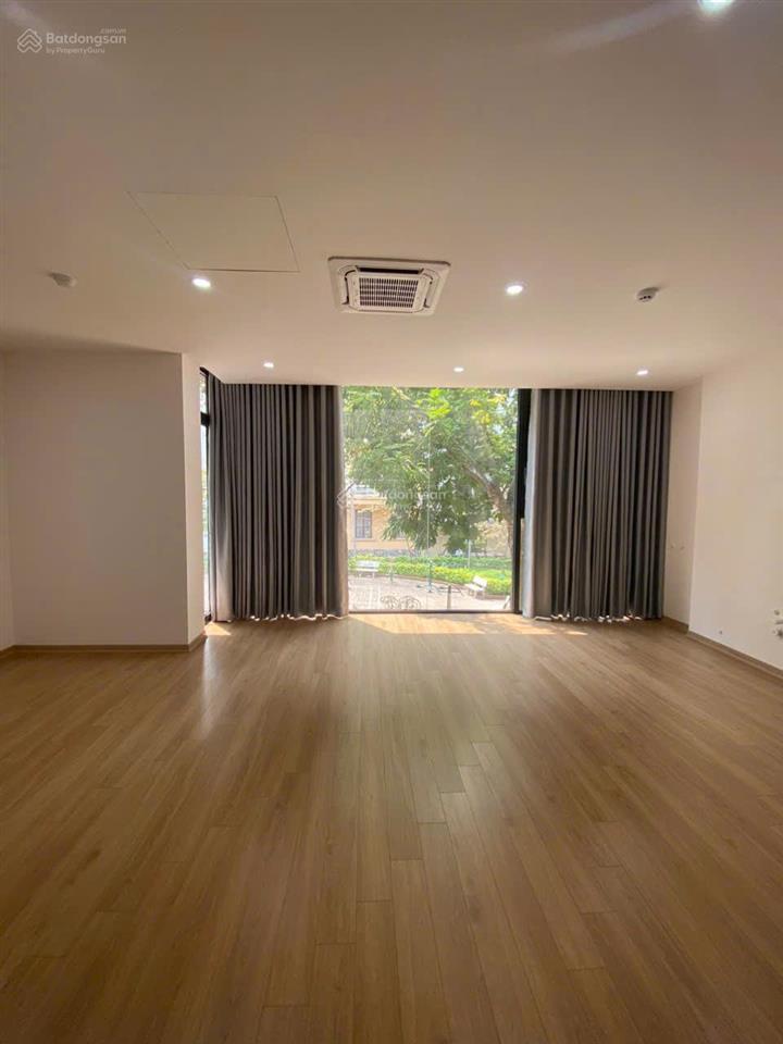Chính chủ cho thuê nhà nghĩa đôhoàng quốc việt, 75m2x7t, mt 5m thông sàn thang máy ô tô đỗ 35tr/th
