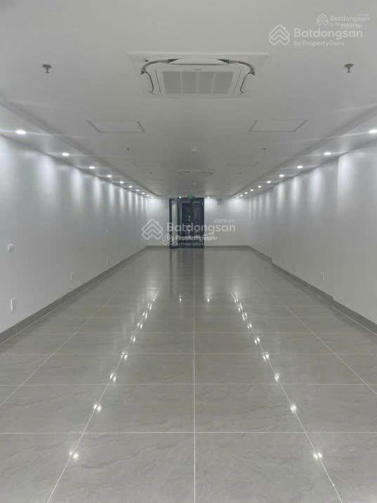Chính chủ cho thuê nhà nghĩa đôhoàng quốc việt, 75m2x7t, mt 5m thông sàn thang máy ô tô đỗ 35tr/th