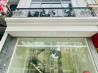 Chính chủ cho thuê nhà nghĩa đôhoàng quốc việt, 75m2x7t, mt 5m thông sàn thang máy ô tô đỗ 35tr/th