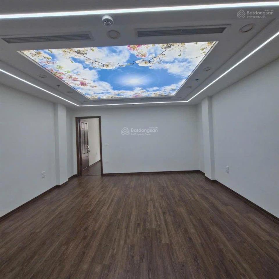 Chính chủ cho thuê nhà phân lô mới tinh quan nhân, 80m x 9 tầng, thông sàn, thang máy, 45tr