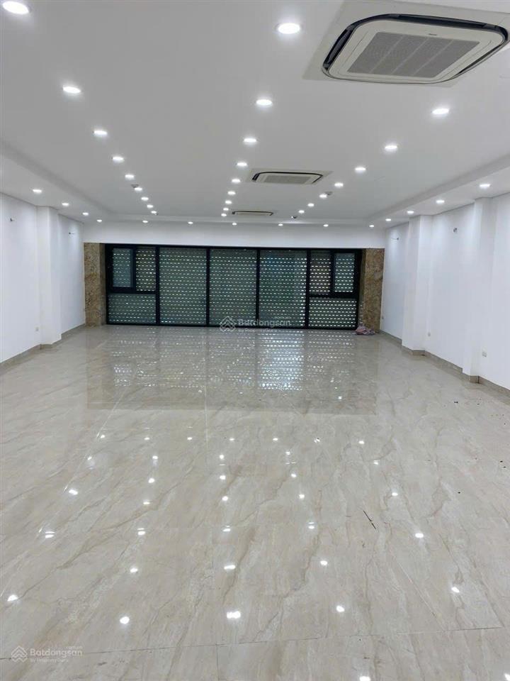 Chính chủ cho thuê nhà mới trung kính, 120m x 8 tầng, hầm, mt 8m, thông sàn, thang máy, pccc, 90tr