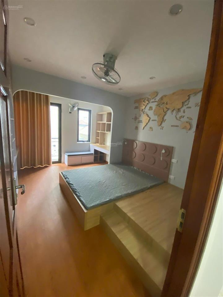 Cho thuê nhà nguyễn chí thanh 75mx5 tầng, cách phố 10m, nhà mới toanh, hợp văn phòng ở kdol 24tr/th