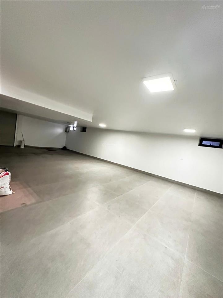 Chính chủ cho thuê nhà mới lk nguyễn tuân, nguyễn huy tưởng  85m x 5 tầng, mt 6m, thông sàn, 45tr