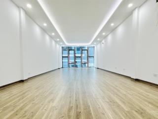 Cho thuê nhà vũ phạm hàm 120m25 tầngđỗ 4,5 ô tô, nhà mới toanh vừa hoàn thiện, 38tr/th