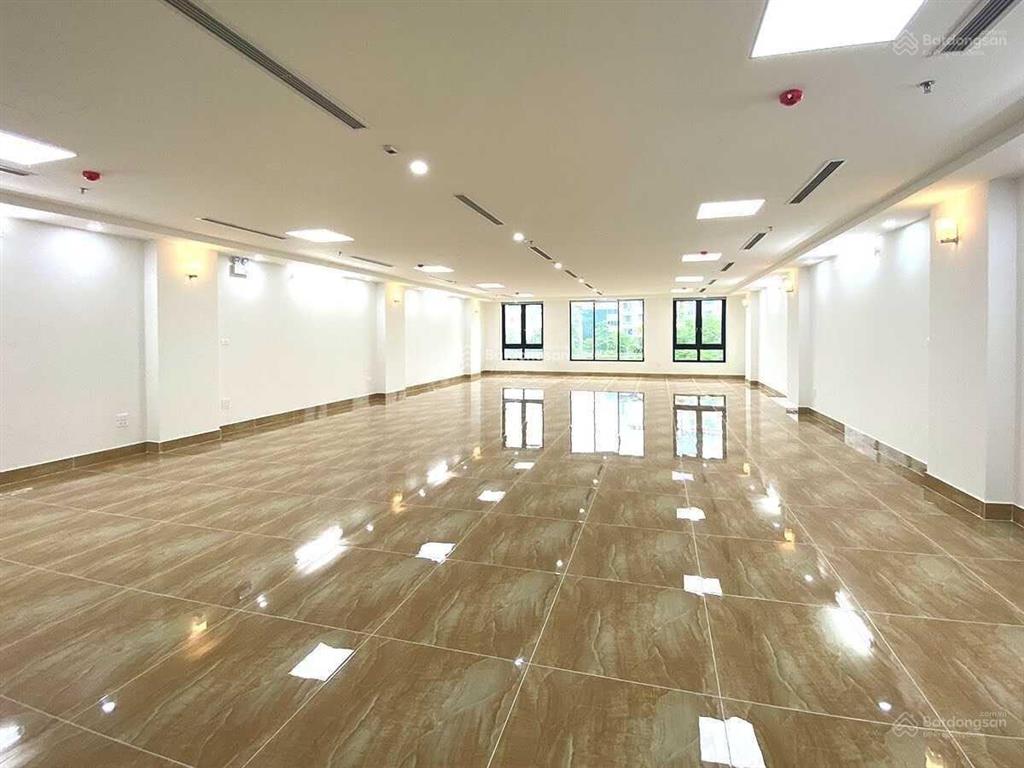 Cho thuê nhà khuất duy tiến 80m2 8 tầng  1 hầm  mặt tiền 7m, nhà mới, pccc chuẩn mới nhất, 55tr