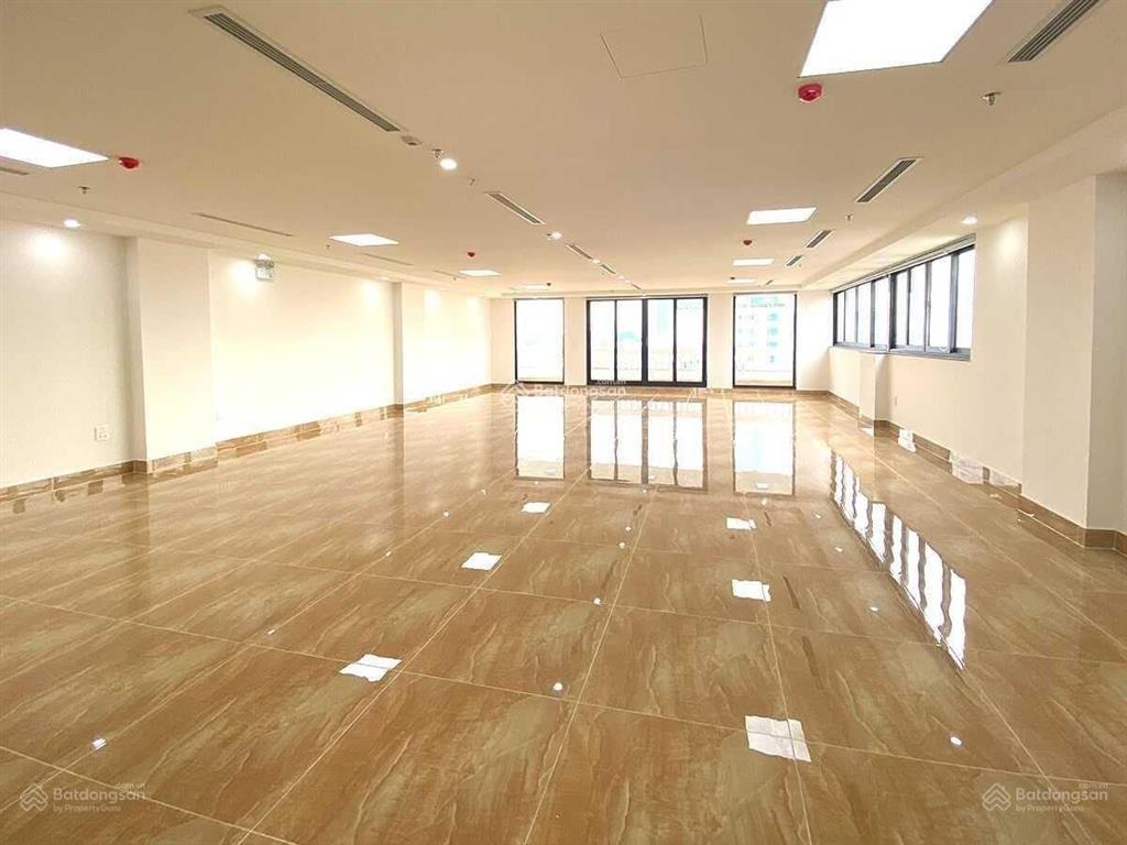 Cho thuê nhà khuất duy tiến 80m2 8 tầng  1 hầm  mặt tiền 7m, nhà mới, pccc chuẩn mới nhất, 55tr
