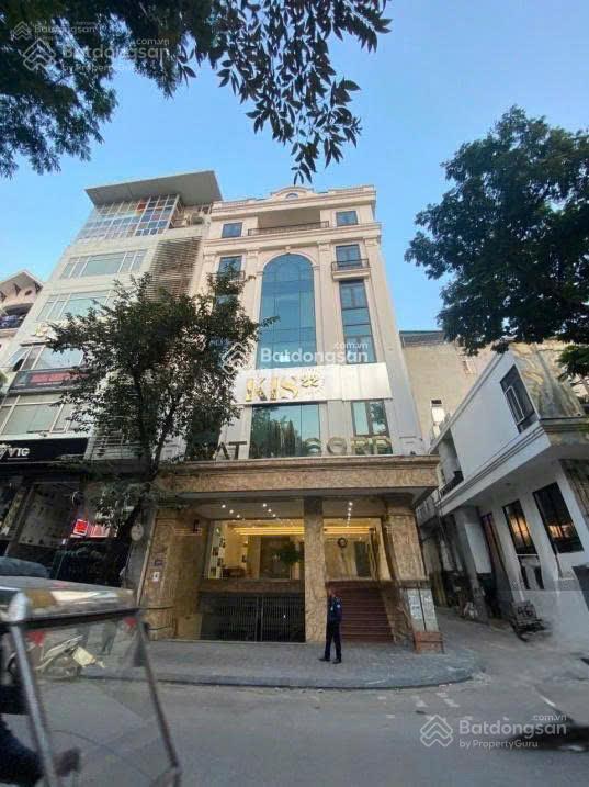 Cho thuê nhà lê văn thiêm  nguyễn tuân  thang máy 250m2 5 tầng 1 hầm, mặt tiền 8m, 70tr/th