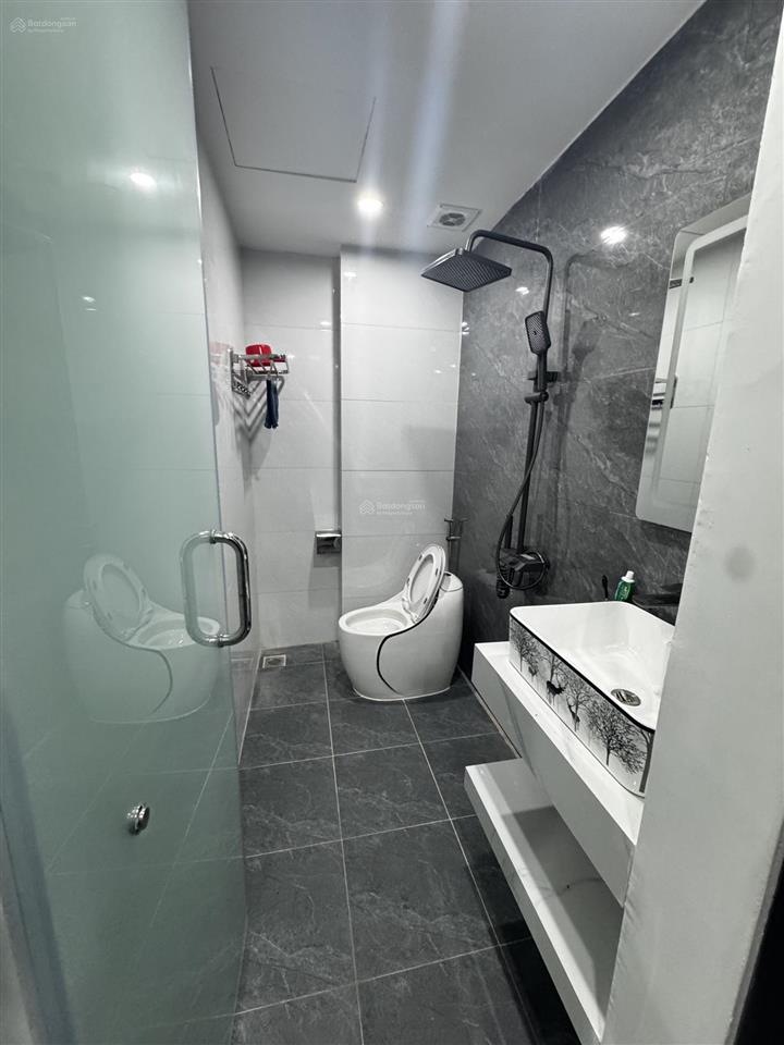 Cho thuê nhà phân lô thông tứ phía phố trung kính đôi, 80m2 4 tầng, 25tr