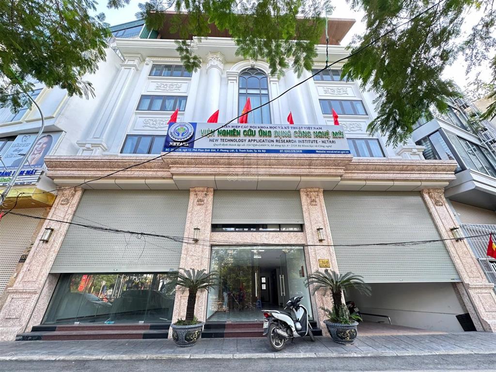 Cho thuê nhà xuân latây hồ 150m2 5 tầng, ô tô đỗ 34 chiếc, tk hiện đại, 45tr/th