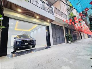Mời thuê nhà lạc long quân 80m2 6 tầng, thang máy, 28tr/th, có gara ô tô