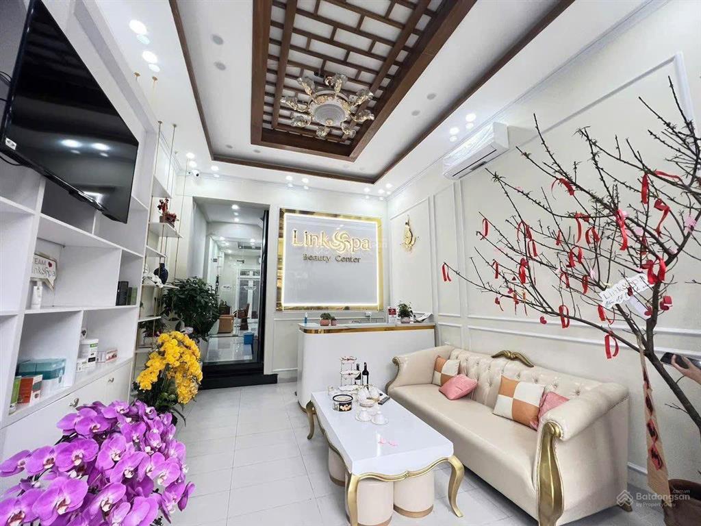 Cho thuê toà nhà nguyễn ngọc vũ 80m2 7 tầng, thang máy vù vù, 45tr/th