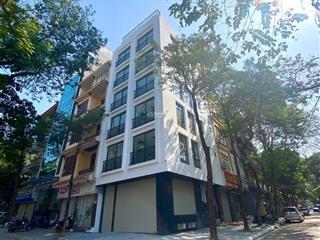 Cho thuê nhà lô góc trung yên  trung hòa  trung kính 135m2 5 tầng, nhà mới, 4 làn ô tô, 38tr/th