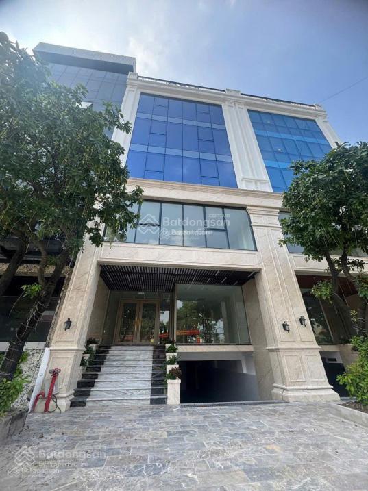 Cho thuê tòa nhà nguyễn thị định, hoàng ngân, lê văn lương 100m2, 8 tầng, 1 hầm, pccc, 55tr/th