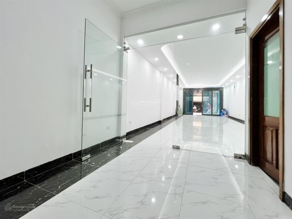 Cho thuê tòa nhà thái hà, láng hạ đống đa 90m2, 7 tầng, thang máy, xe tải đỗ, mới toanh, 55tr/th