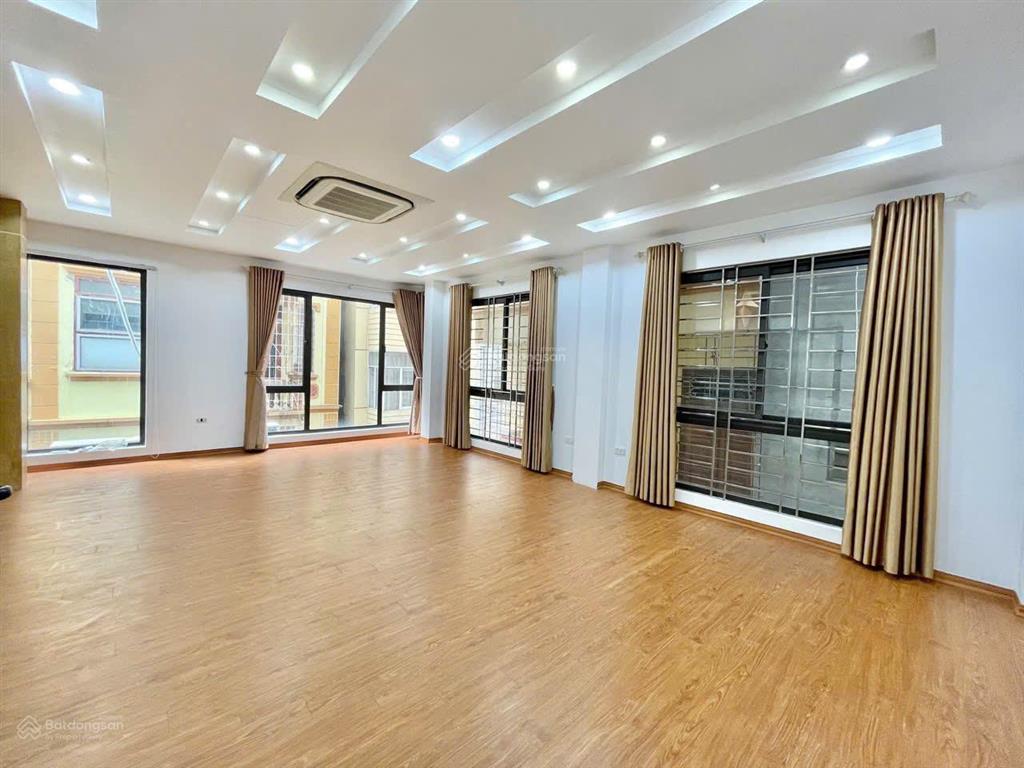 Mời thuê nhà nguyễn khang  vũ phạm hàm 90m2 5 tầng, phân lô thông các phía, ô tô thỏa mái, 30tr