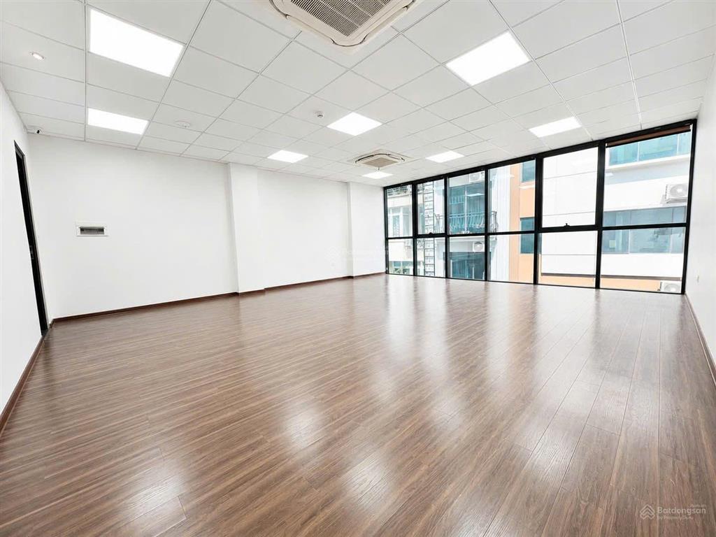 Mời thuê nhà nguyễn khang  vũ phạm hàm 90m2 5 tầng, phân lô thông các phía, ô tô thỏa mái, 30tr