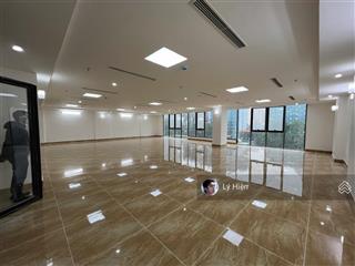 Tòa nhà phố nguyễn trãi  ngã tư sở 160m² 8 tầng có hầm, mặt tiền 10m, vừa hoàn thiện, 138tr/th