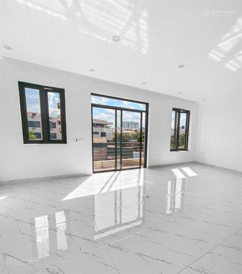 Cho thuê nhà phân lô trung hòavũ phạm hàm 80m2, 5 tầng, có bán hầm để ô tô, đường 4 làn, 25tr/th