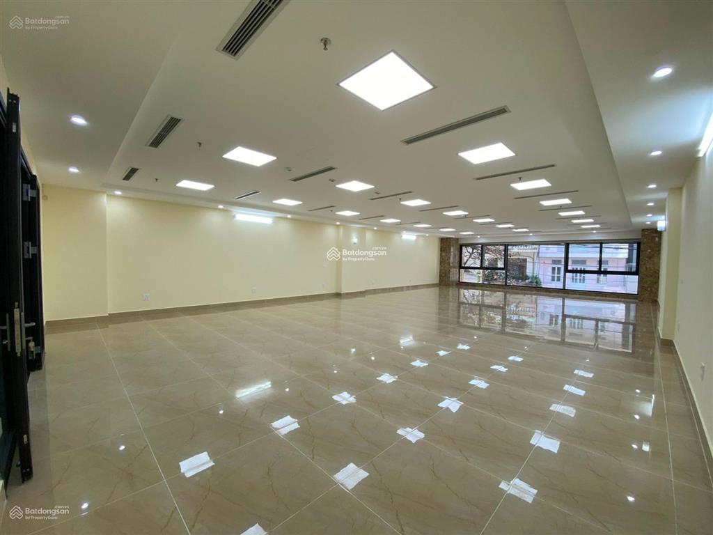 Cho thuê tòa nhà nguyễn chánh  nam trung yên 140m2  8 tầng, có hầm, mới hoàn thiện, 78tr/th