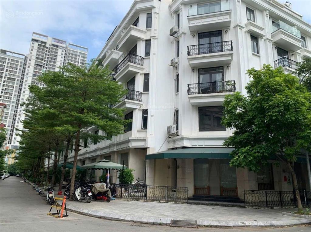 Cho thuê btlk làng việt kiều châu âu hà đông 100m2 4 tầng, nhà mới hiện đại. 30tr/th