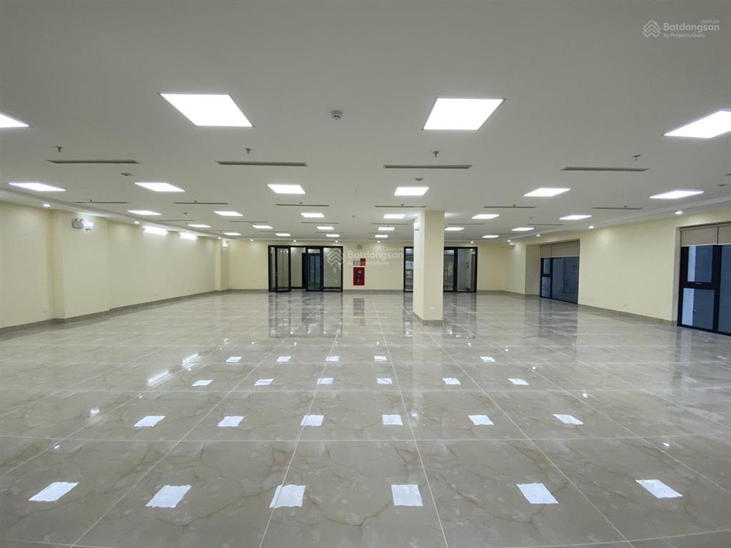 Cho thuê tòa nhà phố trường chinh  nguyễn trãi 250m2, 10 tầng, 1 hầm, mt 15m, pccc, 199tr/th