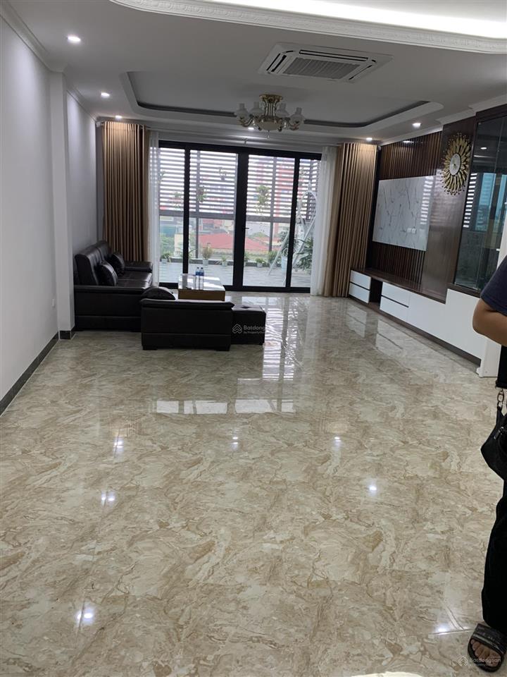 Cho thuê nhà võ chí công  lạc long quân đầu hoàng quốc việt 65m2 5 tầng, thang máy, nhà mới, 19tr