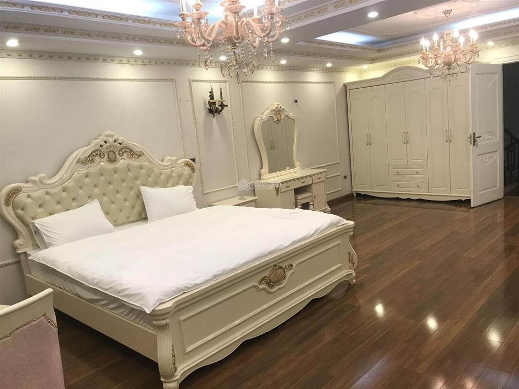 Tôi cần cho thuê nhà lạc long quânvõ chí công 50m2 5 tầng, 5pn rộng nhà mới, dân trí cao, 15tr/th