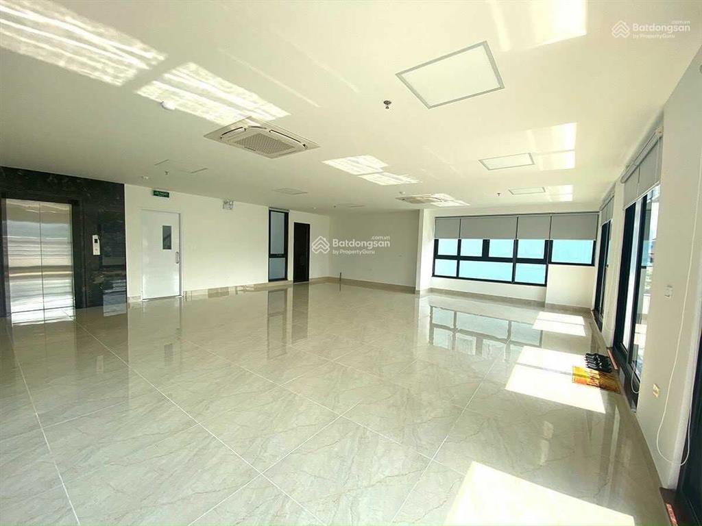 Tòa nhà nguyễn trãithanh xuân 105m2 6 tầng, mặt tiền 6m, khu vip ô tô đỗ 57 chiếc, view thoáng