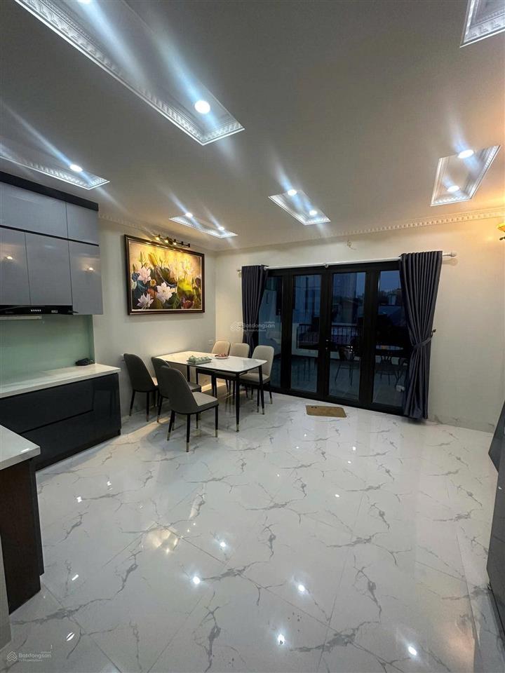 Cho thuê nhà nguyên hồng  huỳnh thúc kháng 60m2 4 tầng, 17tr, phân lô ô tô tránh, dân trí cao