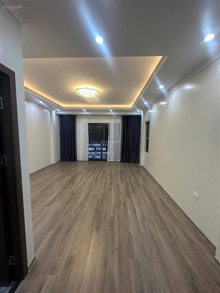 Cho thuê nhà nguyên hồng  huỳnh thúc kháng 60m2 4 tầng, 17tr, phân lô ô tô tránh, dân trí cao