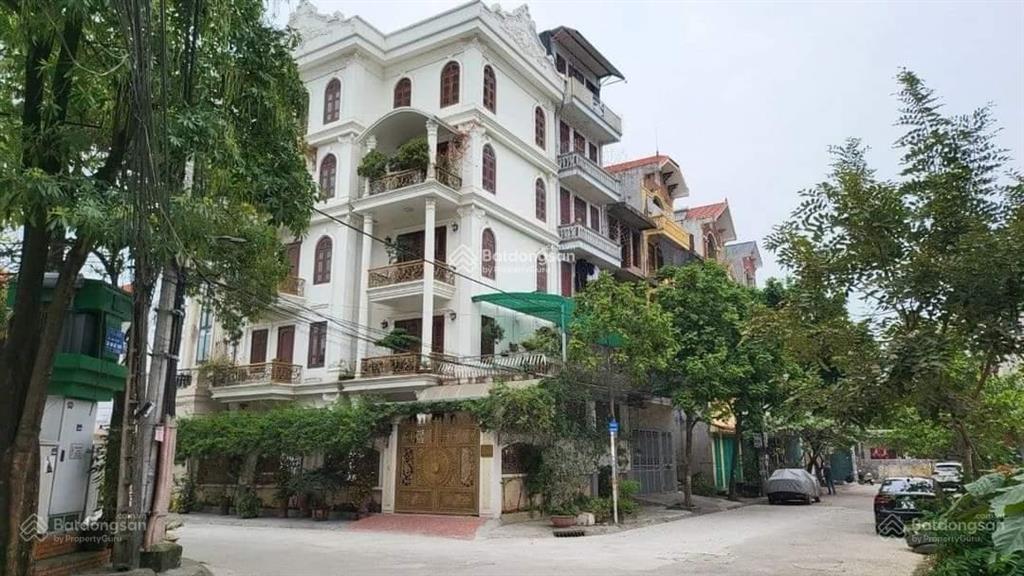Cho thuê btlk hoàng ngânđỗ quang 120m2  5 tầng  mặt tiền 10m, giá thuê 45tr/th