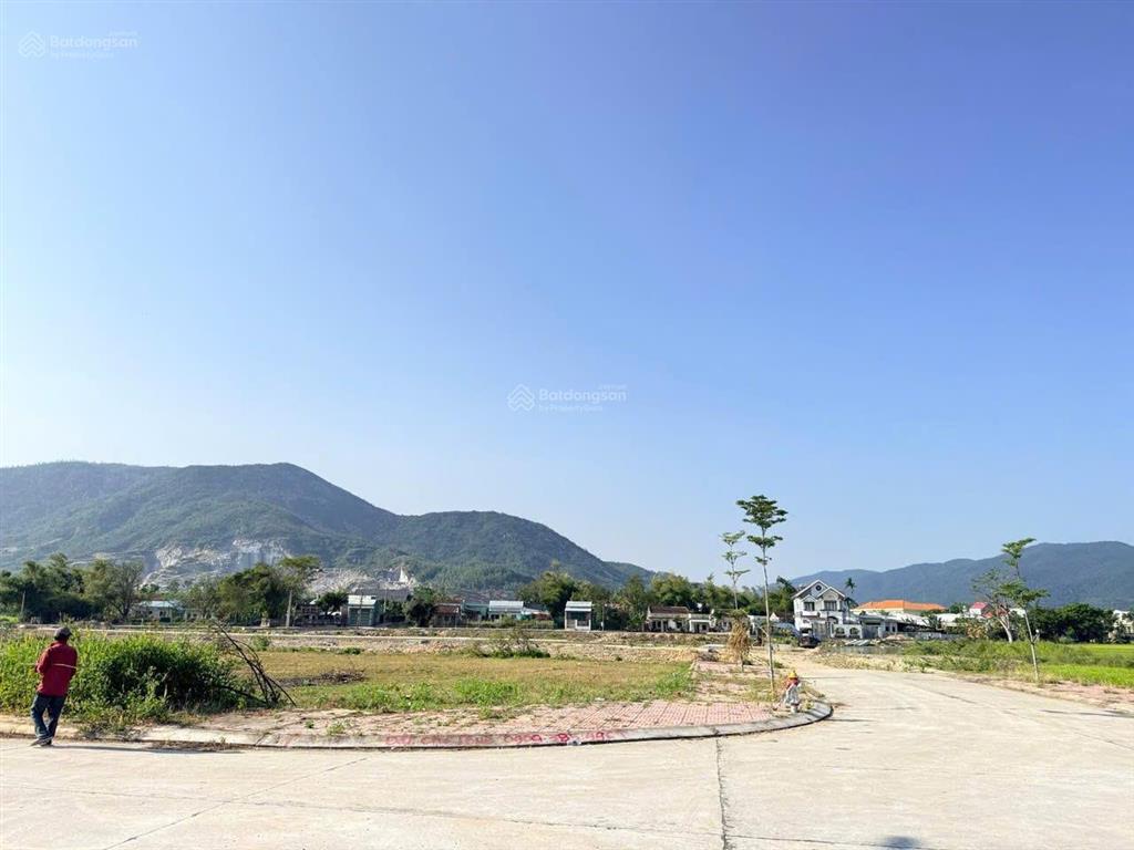 Lô góc d2 và n4 xã cát hưng, giá thỏa thuận, 137.5m2
