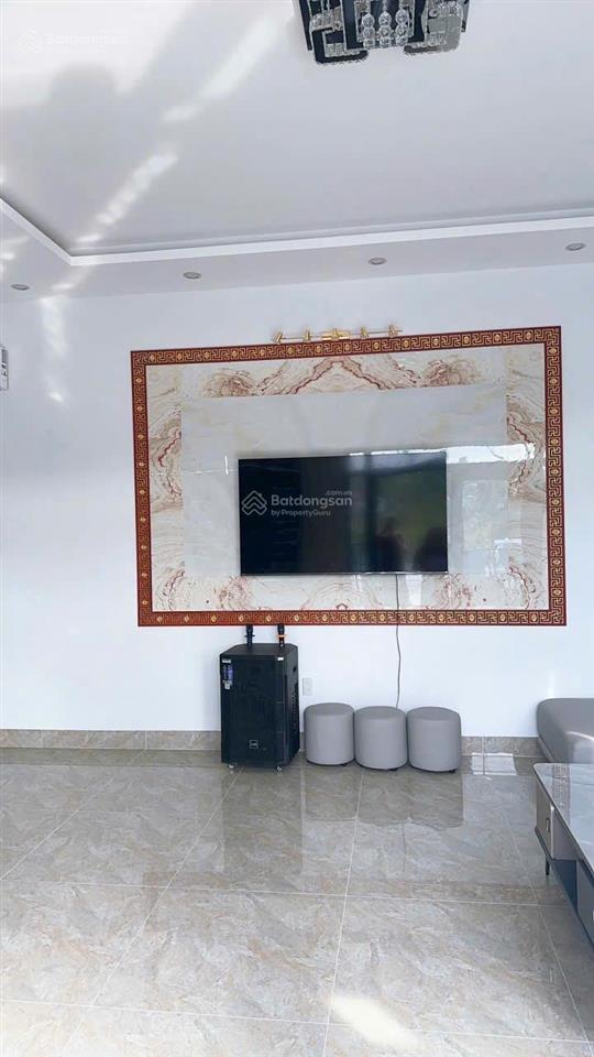 Bán villa nghỉ dưỡng cao cấp phương đông vân đồn 300m², 3 tầng + tum, full nội thất, giá 11.5 tỷ