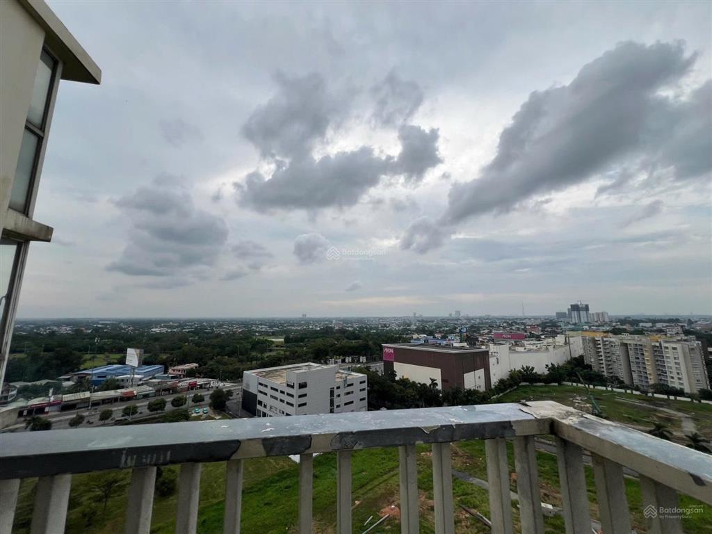 Bán khu đô thị the canary heights 2 phòng ngủ đang cho thuê 13 triệu/tháng gần aeon mall visip1