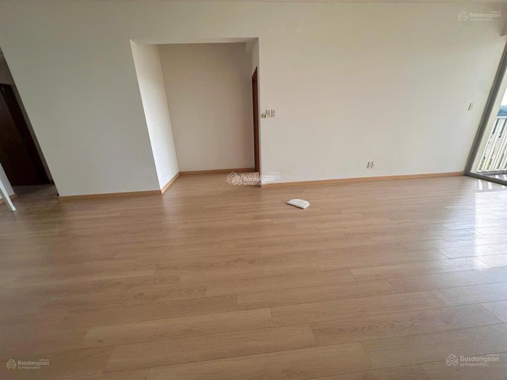 Bán canary heights 3 phòng ngủ ngay siêu thị aeon mall visip 1