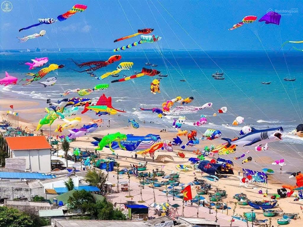 Ngộp ngân hàng nên anh hải bán rẻ căn nhà ngay biển phước hải brvt cách bãi tắm 300 m giá 6tỷ3