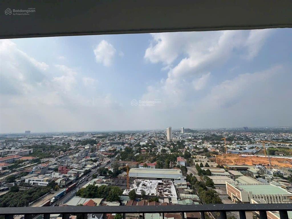 Giá cđt bcons plaza ngay làng đại học 61m2 2pn+2wc 2ty589tr đã vat
