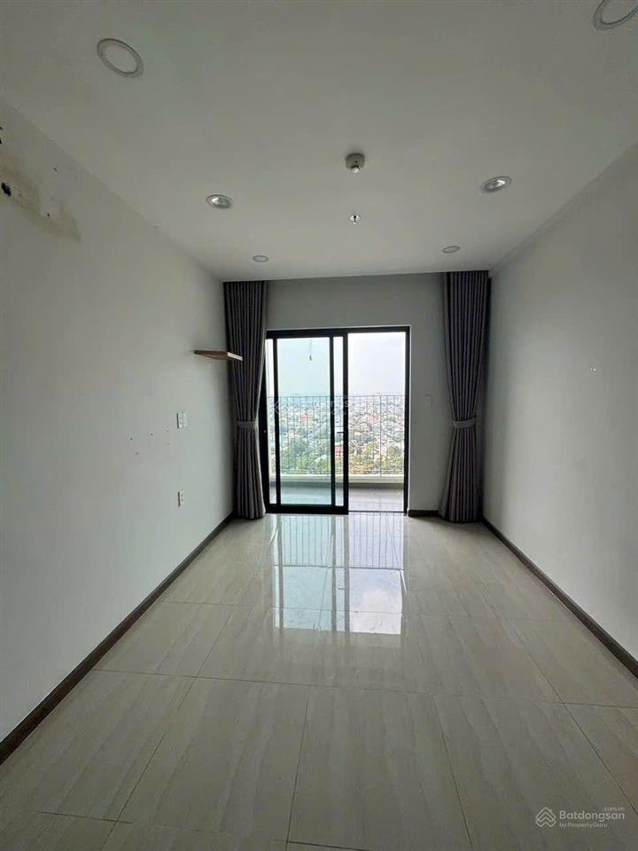 Giá cđt bcons plaza ngay làng đại học 61m2 2pn+2wc 2ty589tr đã vat